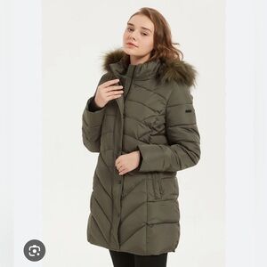 Women's olive green Puffer Coat with Faux Fur Trim